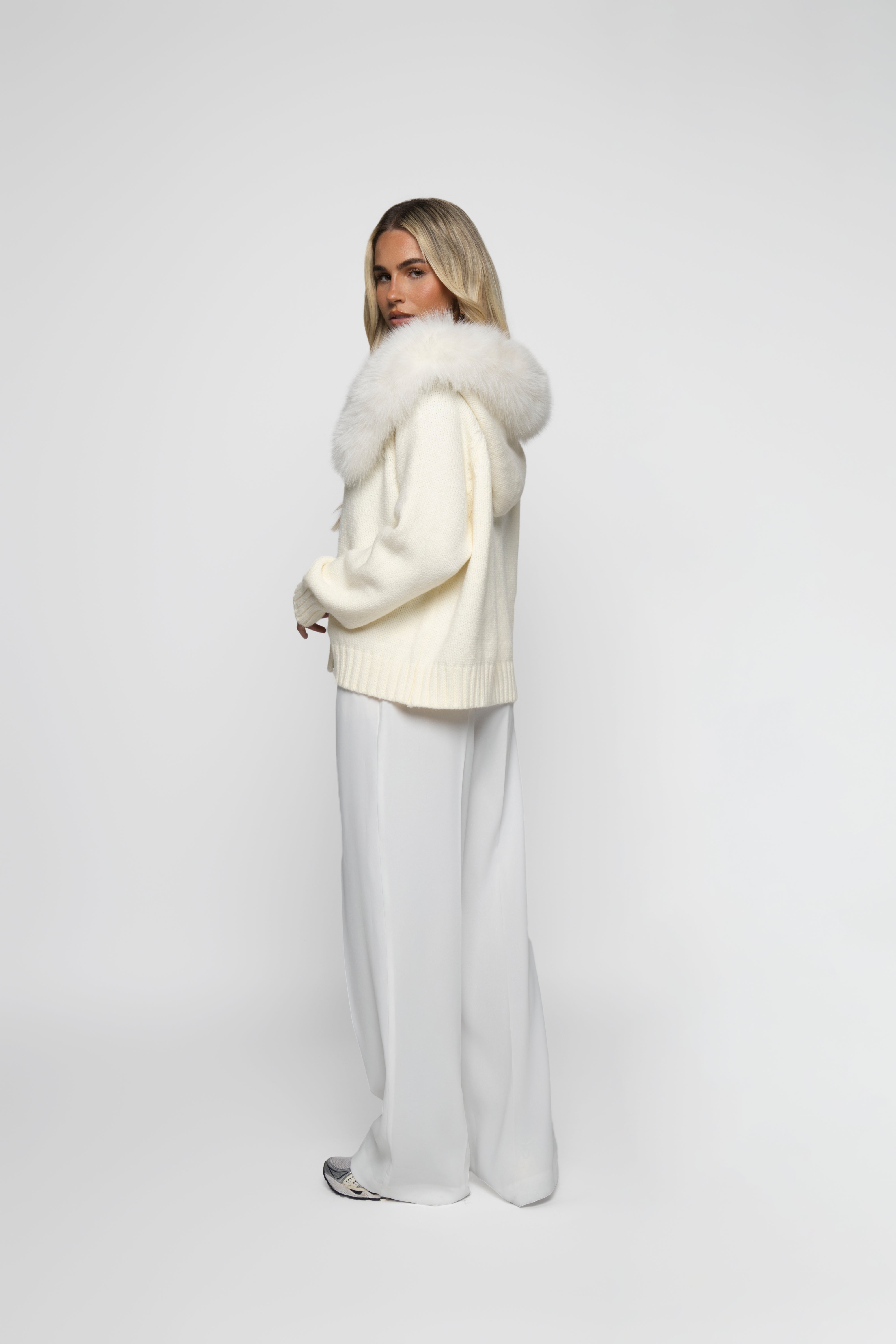 Velvety Cardigan - White