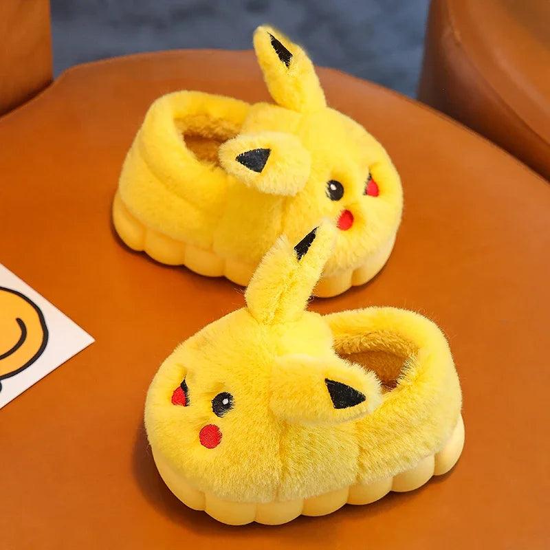 Pantufas Pofli Pikachu - Pofli