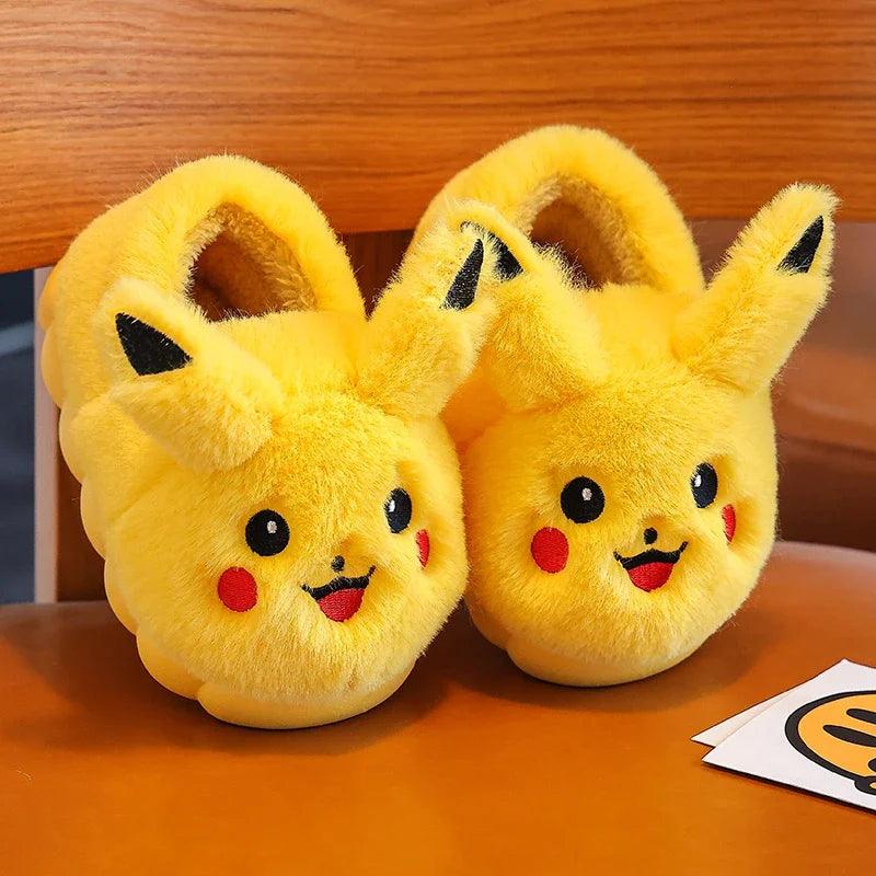 Pantufas Pofli Pikachu - Pofli